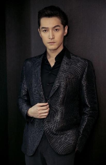 胡歌演技让人称赞,对于胡歌的另一半,网友