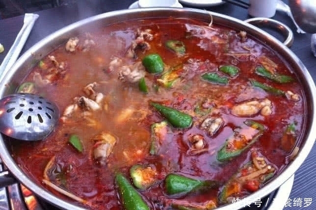 浓浓的汤汁做出来,吃火锅时再也不点锅底了