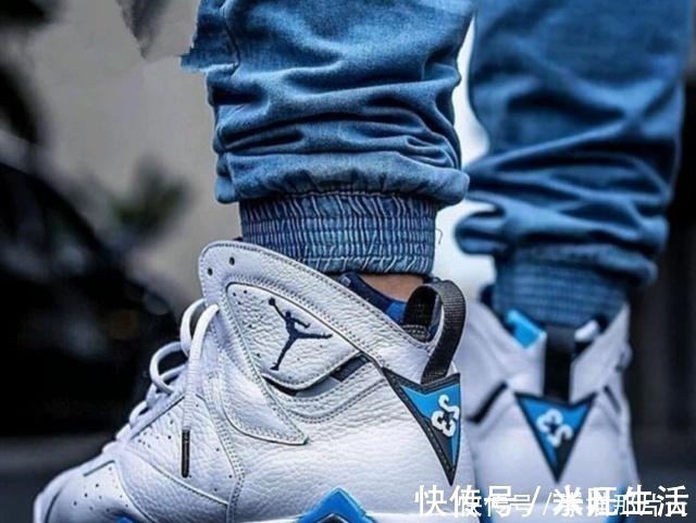 nike 穿假阿迪Aj为了不被排挤,学生穿特步被嘲笑!学校攀比这么可怕