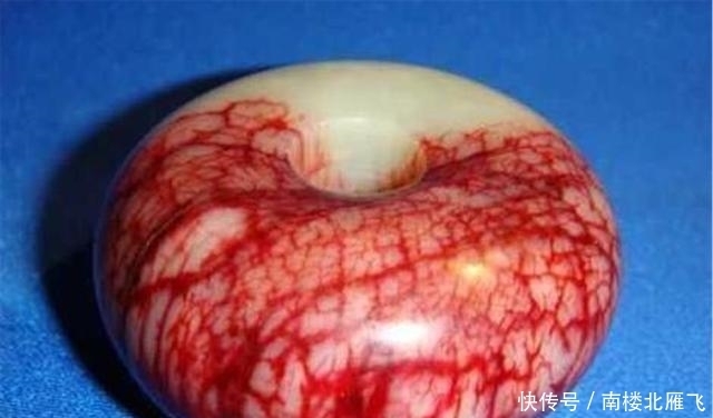文物贩子造假有多残忍?将玉塞进活羊体中,3年后杀羊取玉卖天价