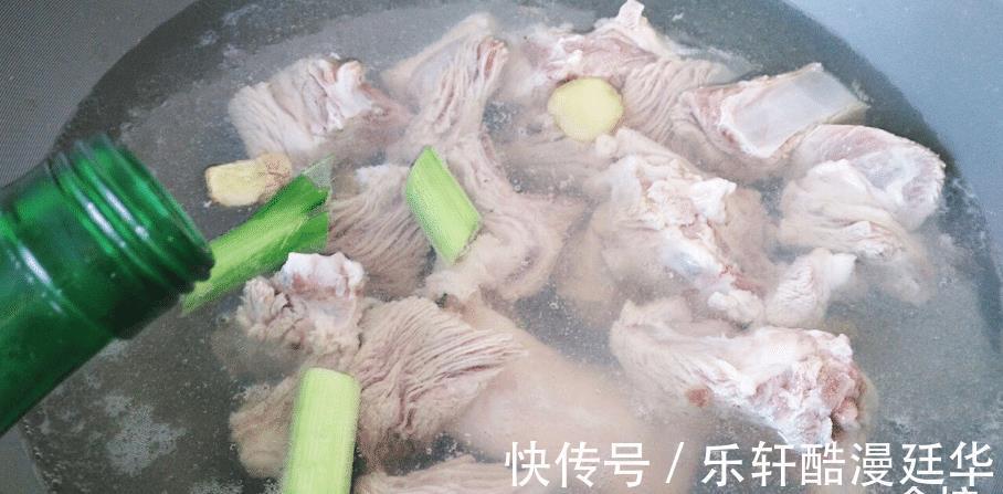 脏东西|焯排骨产生的浮沫到底是不是脏东西很多人不懂，难怪排骨不香