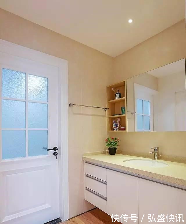 伴娘|老婆装修的婚房,非常漂亮,一个客厅都惊艳了所有伴娘!