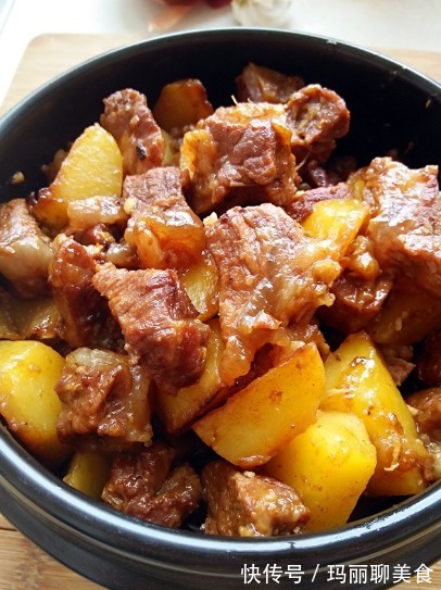 清洗干净|炖牛肉时，千万别加这味料，做错等于毁了一锅肉，不懂别乱放！