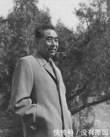 神采奕奕|看到报道自己的一个不妥词,周总理内心纠结,单独与记者谈了谈