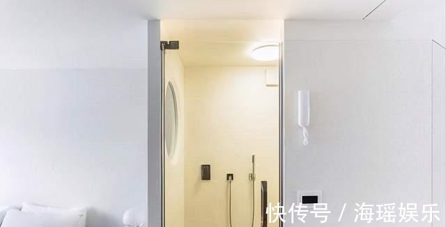 储物柜|夫妻33㎡小家改造:厨房装在衣橱里,卫生间圆形玻璃采光,惊艳!