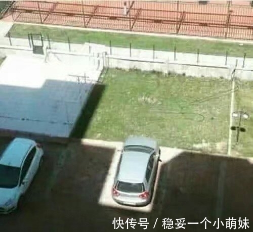 |搞笑图片幽默段子笑话:哈哈哈,太阳独宠你一辆车啊,也是没谁了