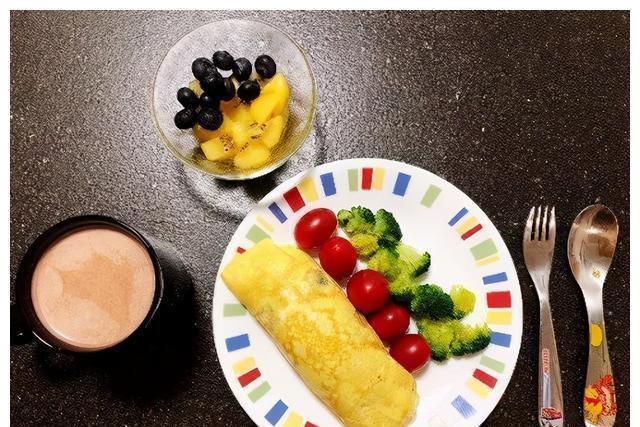 营养均衡|这4种伤胃早餐不建议娃常吃！换个方式，香喷喷的更营养