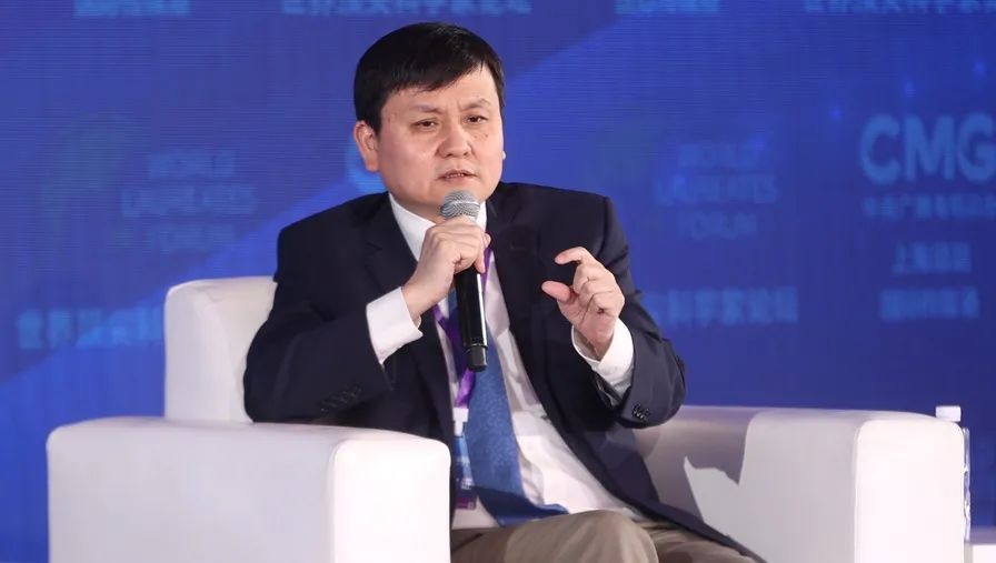 肿瘤患者|关于新冠疫苗，张文宏辟了个谣