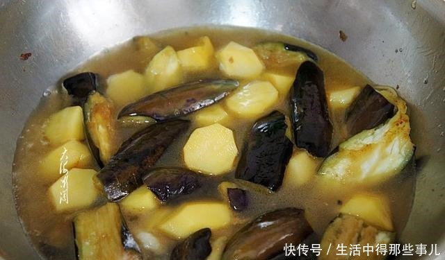 无论男女,晚上空腹吃点它,清肠排便,瘦得很快,口臭便秘消失了