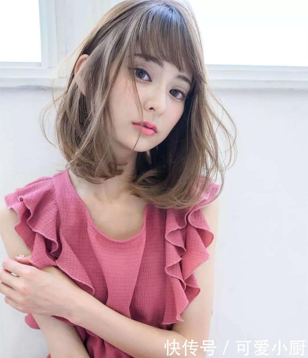 剪短|脸宽的人留适合什么发型?试试这三种发型,时尚减龄又显脸瘦