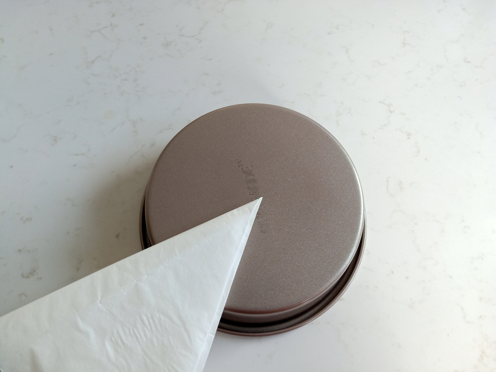 火遍全网的巴斯克蛋糕,终于拔草!原来这么简单,连面粉都不需要