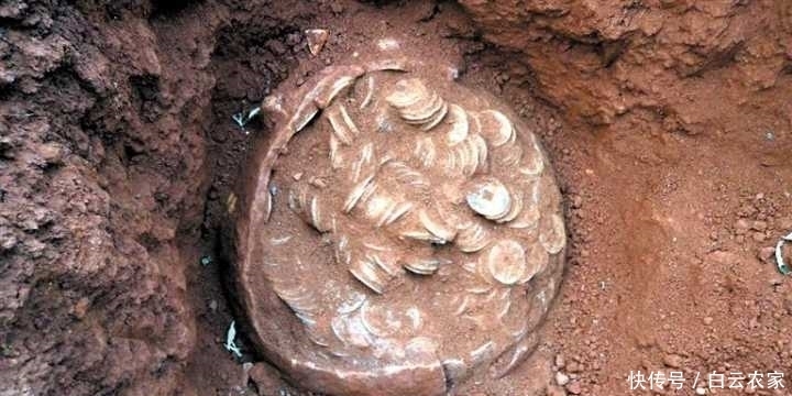 老祖宗留下来的东西,如今都非常有收藏价值,不要轻易处理掉!