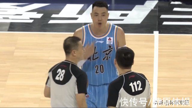 林书豪|林书豪0分5失误，广厦三驾马车65分，孙铭徽17+12双杀首钢