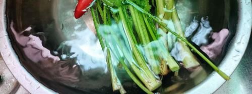 很多人不知道，海带不能和这菜一起吃，家有老人孩子的要注意！