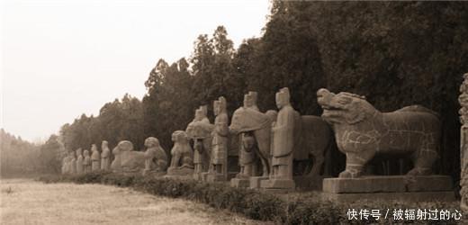 太祖|开国皇帝朝天放箭，落地之处为陵墓，方圆十里鸟绝迹！