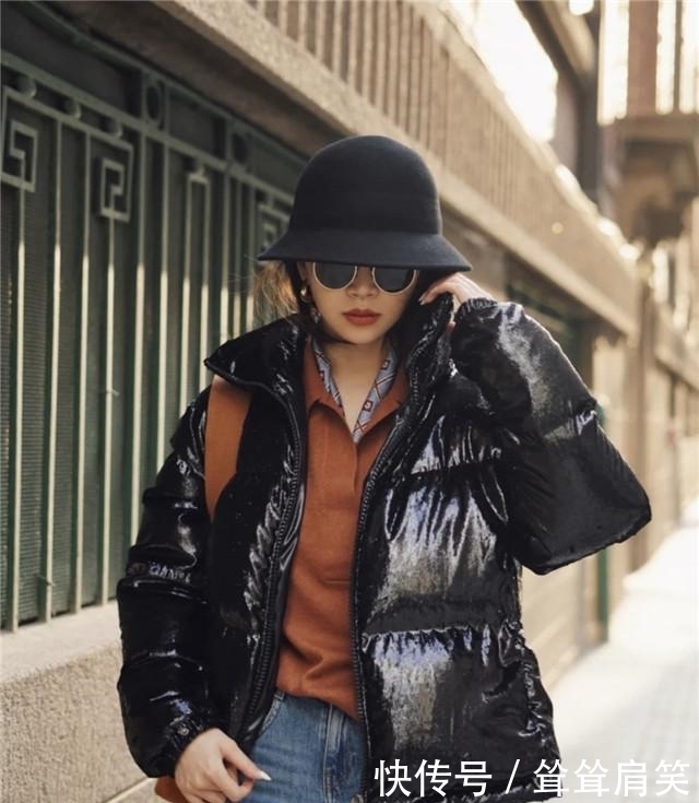 风衣|三木穿“枫叶色”皮质风衣告别秋天!温暖又复古的气息令人痴迷