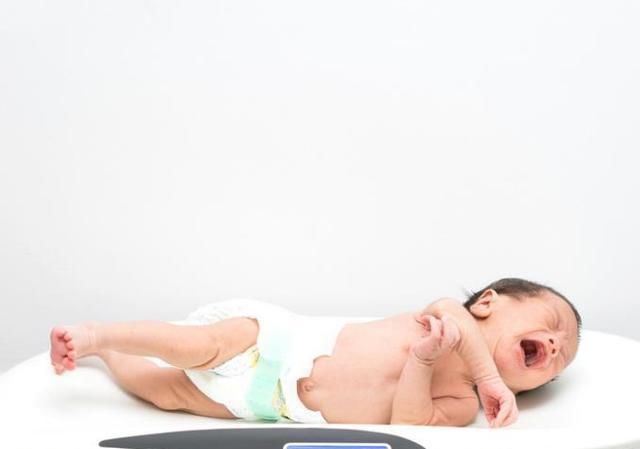 宝妈|宝宝出生后,被医生抱走的“神秘10分钟”,都经历了什么?