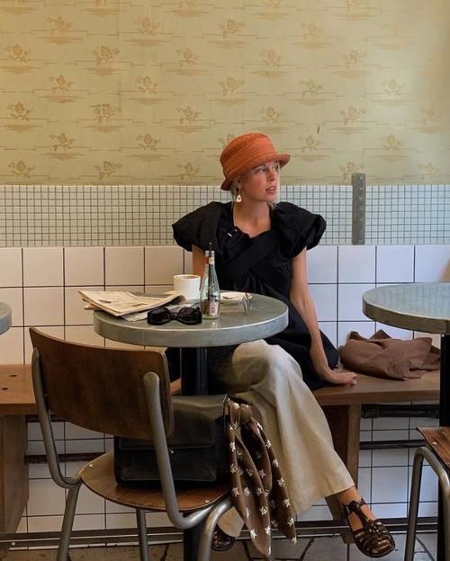 穿衣不懂色彩搭配？掌握这些“配色法宝”，小白也能成为配色大师