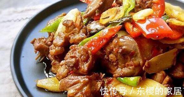 姜蒜片煸香|春节过后招待客人教你几道拿手的硬菜,色香味俱全,待客有面子