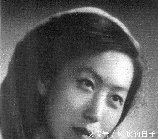 女儿&女儿断绝关系,母亲哭着拒绝,逝世前想见她一面,她只寄去一百元