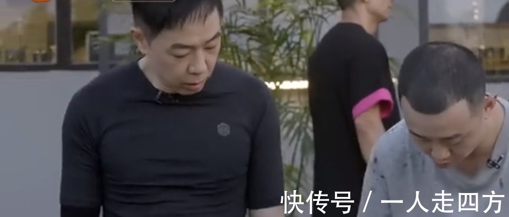 《哥哥》集体秀厨艺，张淇GAI一看就是高手，网友盼谢霆锋踢馆