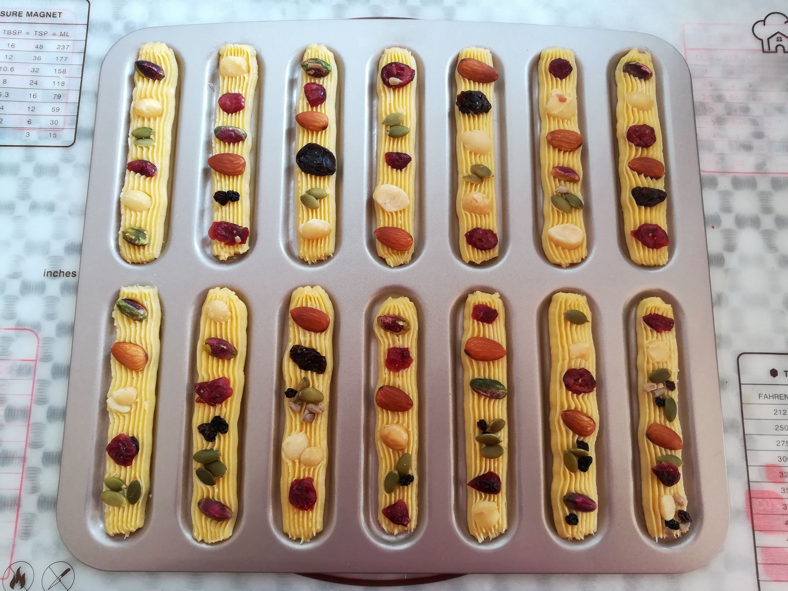 用了6年的饼干配方，酥脆可口，健康无添加，比买的好吃又实惠