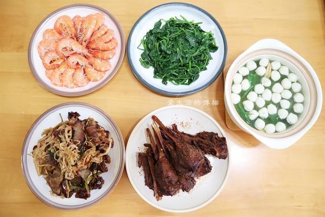 上班族妈妈给家人准备的晚餐,每天不重样,晒了圈,收到无数点赞