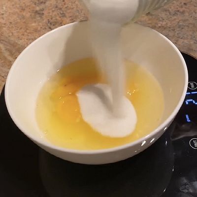 蛋黄水|流心奶黄月饼