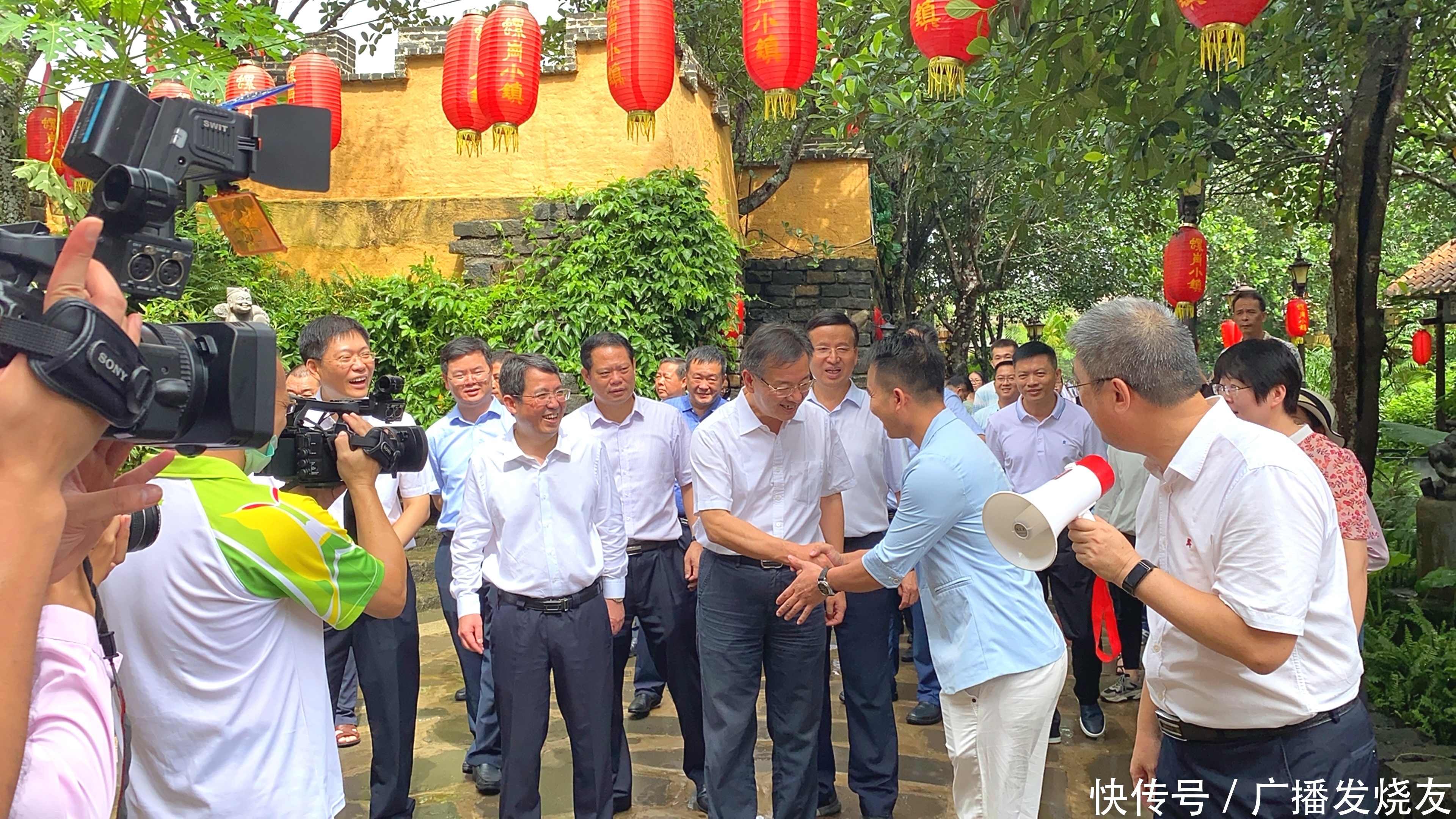 永存|凤凰涅槃狮魂永存