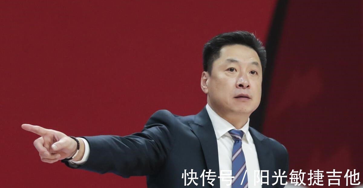周琦|CBA赛程过半黑马受阻,豪门有短板,辽浙京粤必有掉出四强联盟