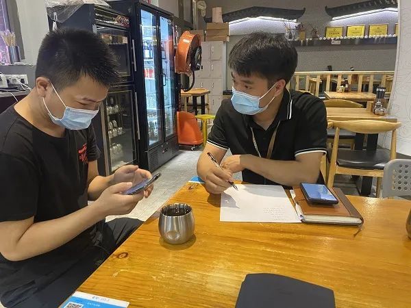 流调|9个打篮球的都不认识，怎么排查？