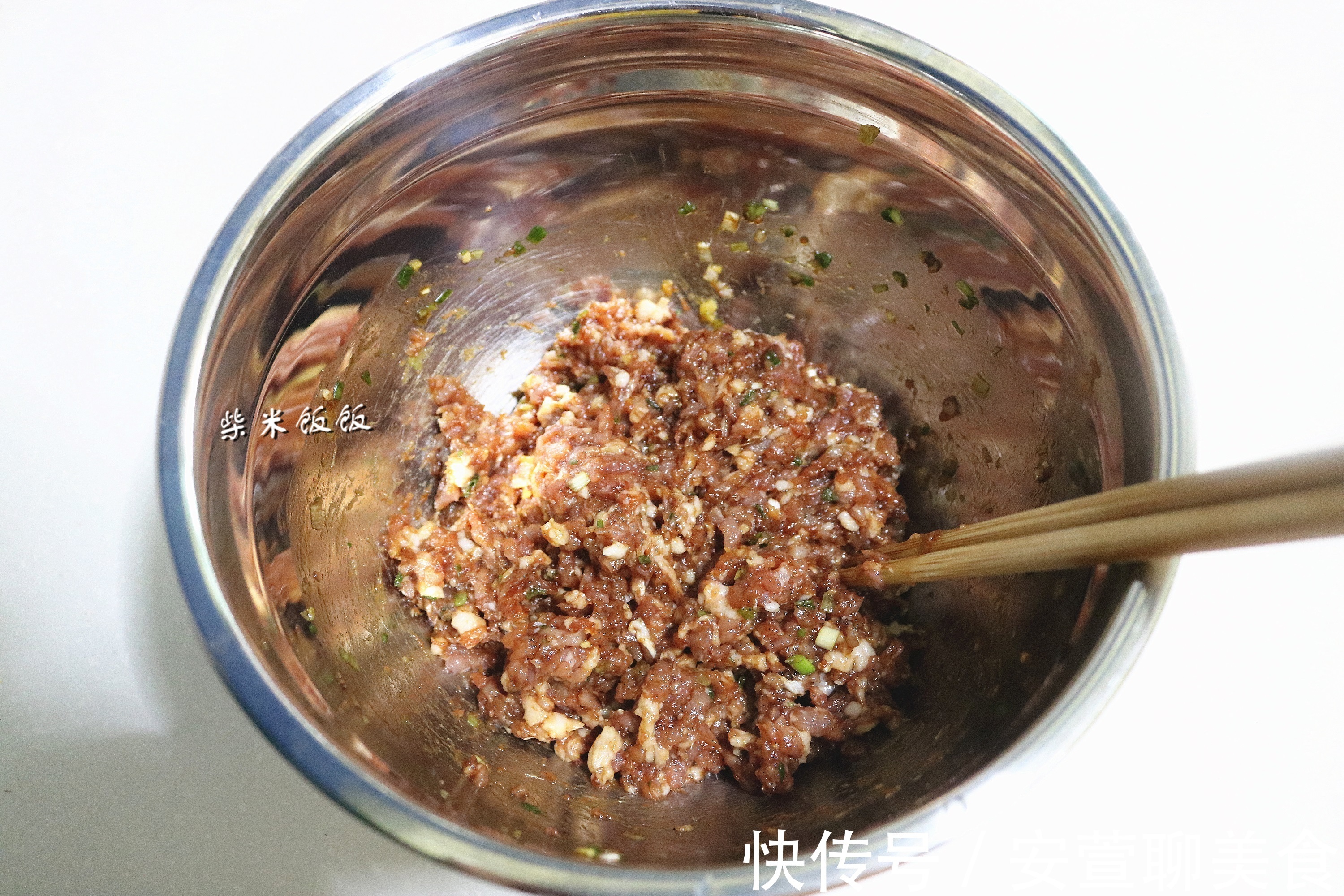 包子|做肉包子，我家就爱这个馅，4种食材搭配，一年四季吃不腻