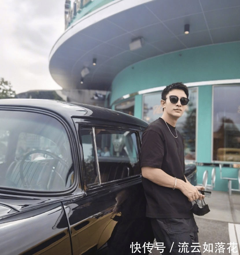 |搞笑变成闹笑话!贾乃亮晒搞笑视频被指违规遛狗,城管回应罚200