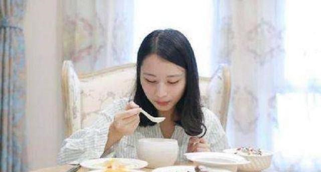 颜值|为何有些孩子越长越“残”?这些自毁颜值的事情,父母要及时纠正