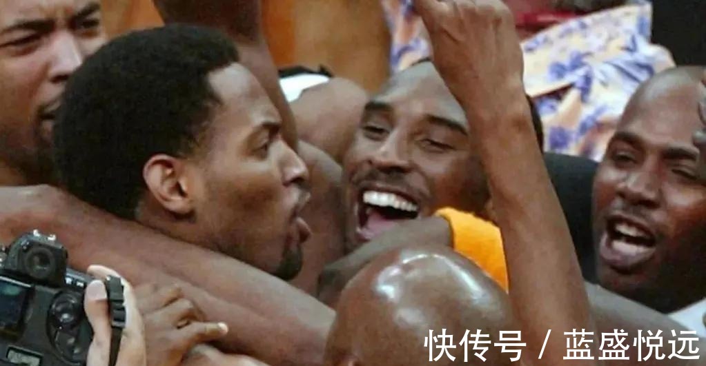球员|美媒列出了效力NBA10个赛季以上,却从未缺席过季后赛的19名球员!
