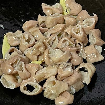 大肠|酸菜炒肥肠
