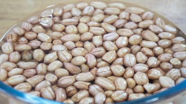  必备|4款花生米做法，下酒与当作小零食都不错，好吃不上火，家宴必备