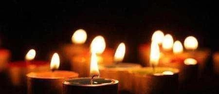 “最洋气新娘”走红，穿“无痕暗纹婚纱”引关注，网友：羡慕新郎！