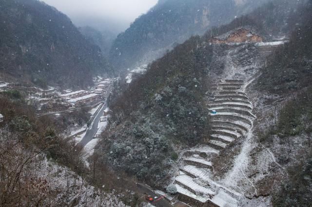 马桥镇|自驾保康尧治河，雪行高山峡谷，发现一幅水墨丹青