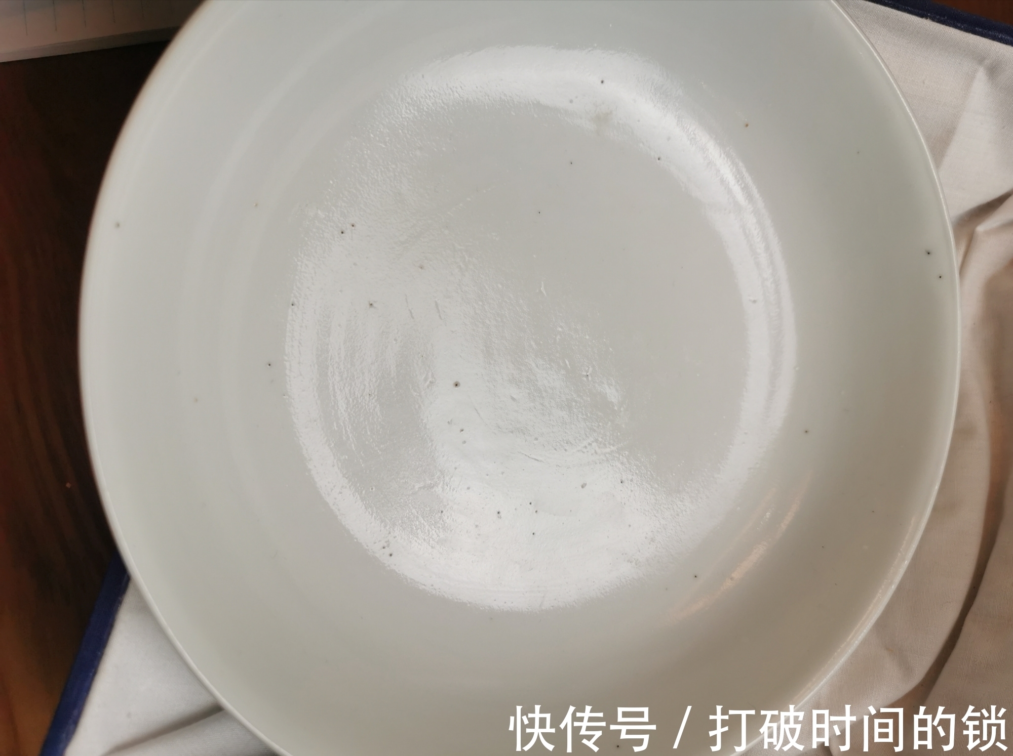 海水纹&崔凯:光绪白釉盘,不错的收藏