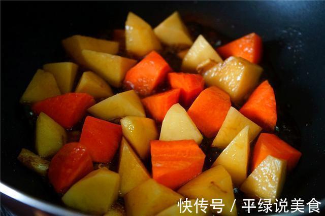 一家三口的咖喱菜，咖喱块放多少口感最佳这道食谱最实用诠释