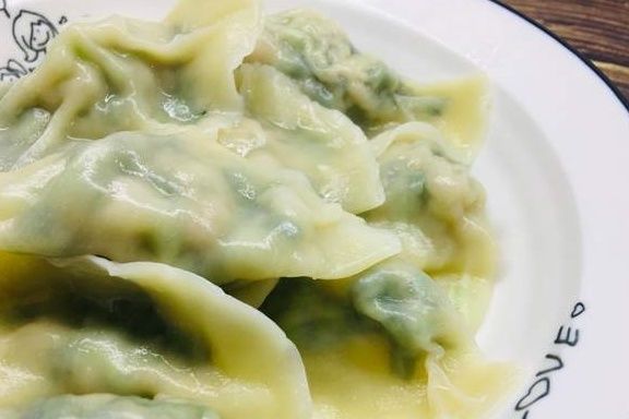 冬天，遇见这菜不要手软，用它做馅料包饺子，营养又美味，别错过