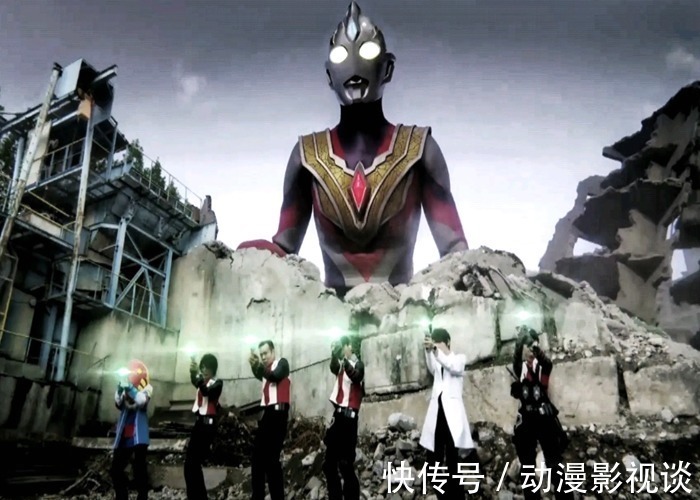 迪亚波罗|《特利迦奥特曼》第18集圣彰人变身特利迦失败,原本他才是人间体!