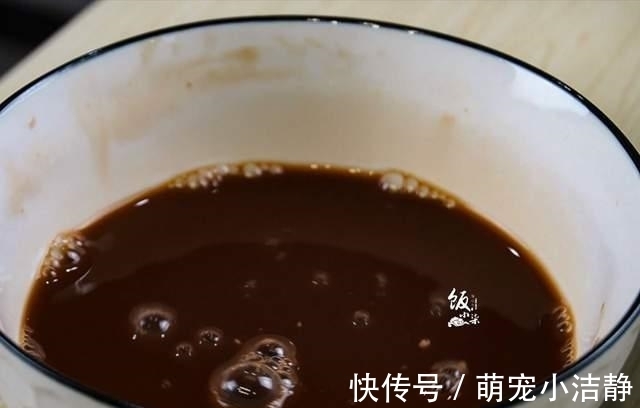 家里有面粉,试试这样做,比包子简单,好吃又健康,当早餐更营养