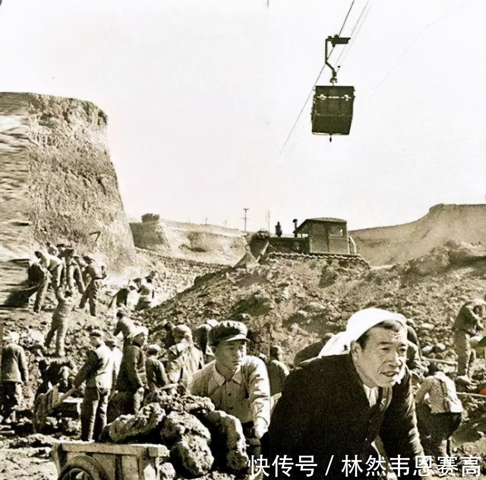 工人|都是劳模,为什么陈永贵成了副总理,而王进喜只是普通石油工人?