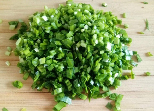 韭菜鸡蛋馅饺子，“最忌讳”放一物，十人九不知，难怪没买的好吃