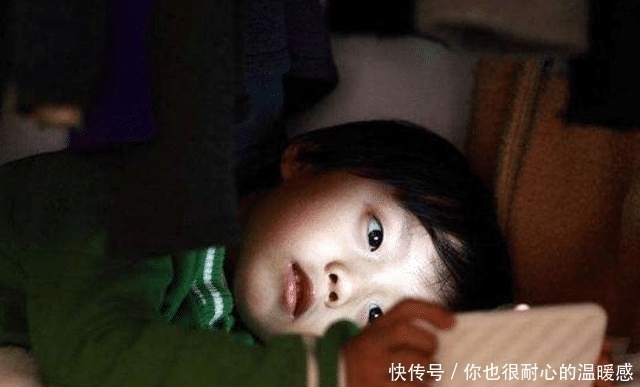 电子产品|越来越多孩子黑眼珠“消失”,与这种“玩具”脱不了干系,需警惕