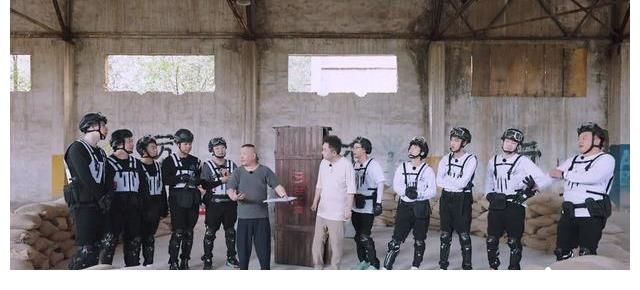 严敏|让严敏导演喊累，极限男团与德云男团都做到了！但似乎哪里不一样