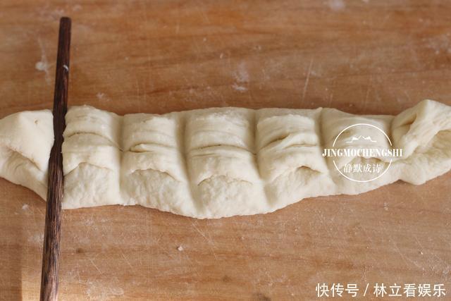 好看|又找到一种花卷新做法,不用拧,倍儿好看,手残党也能一次成功