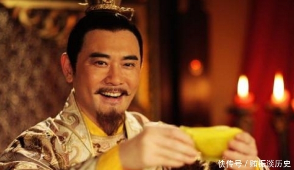 早朝|清朝官员上早朝时,为何空着肚子不吃饭,嘴里却含着这个东西?